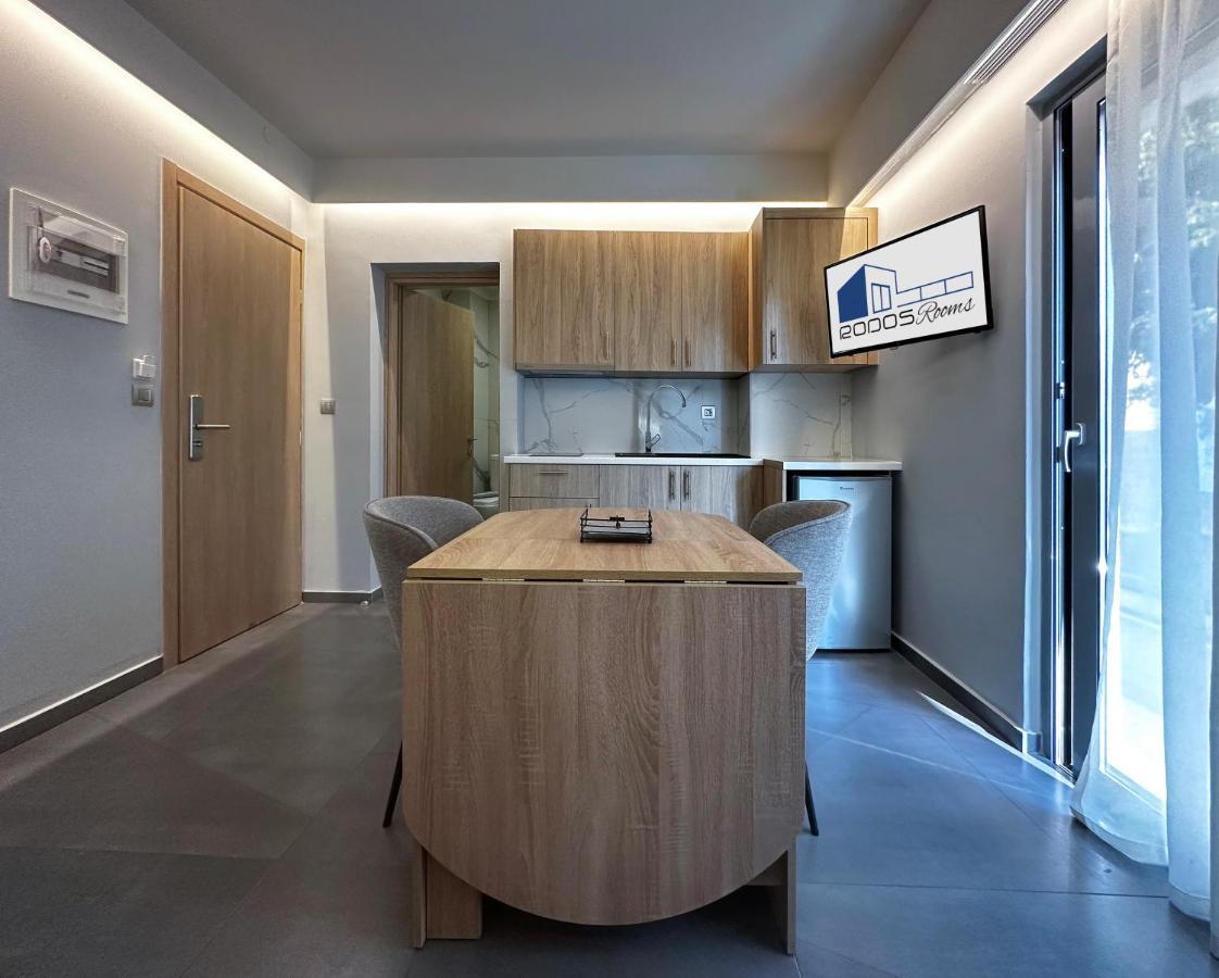 Rodosrooms Rhodes City ภายนอก รูปภาพ