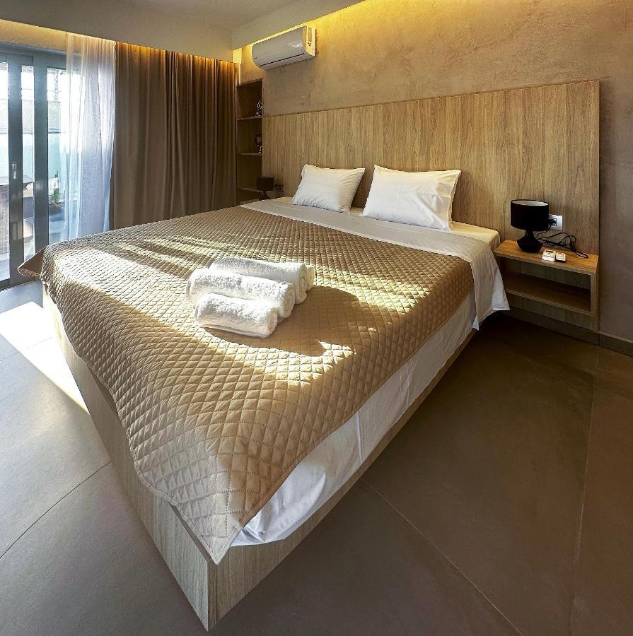Rodosrooms Rhodes City ภายนอก รูปภาพ