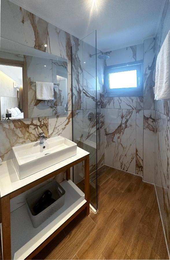 Rodosrooms Rhodes City ภายนอก รูปภาพ